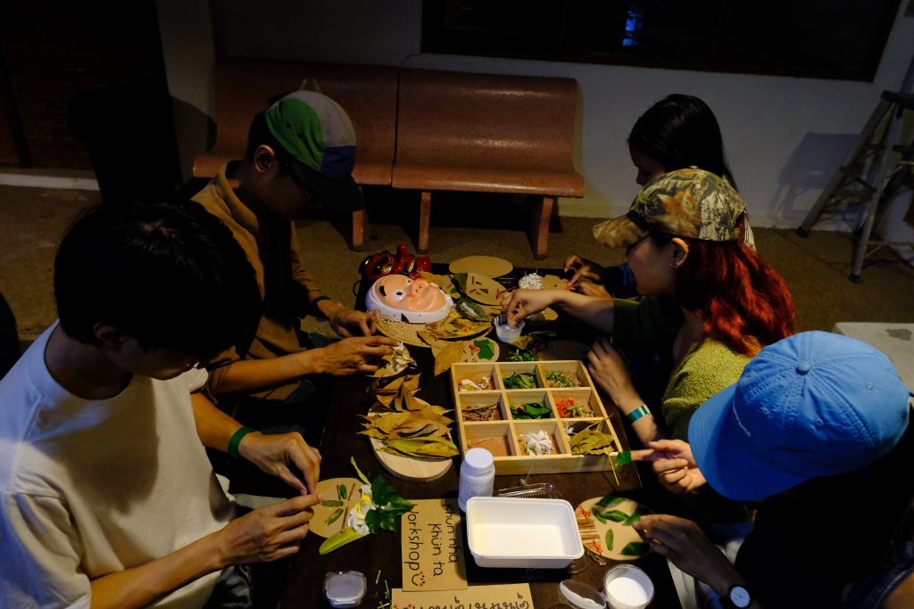 Handmade Face Mask Workshop at Khun Nha Khun Ta Tour